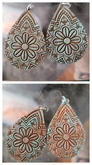 Flower engraved Earrings